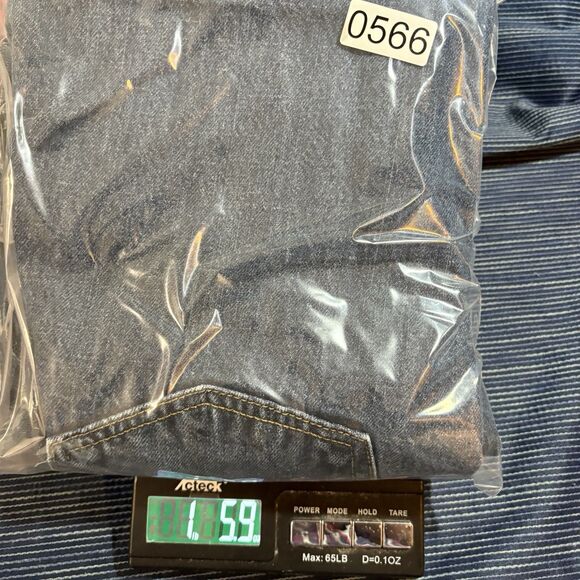 Levi’s 514 Jeans Men 36x26 Straight Fit Mid Rise Dark Wash Classic Denim Casual - Picture 8 of 8